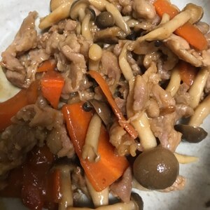 ＊お弁当に＊人参&しめじ&豚肉オイスターソース炒め